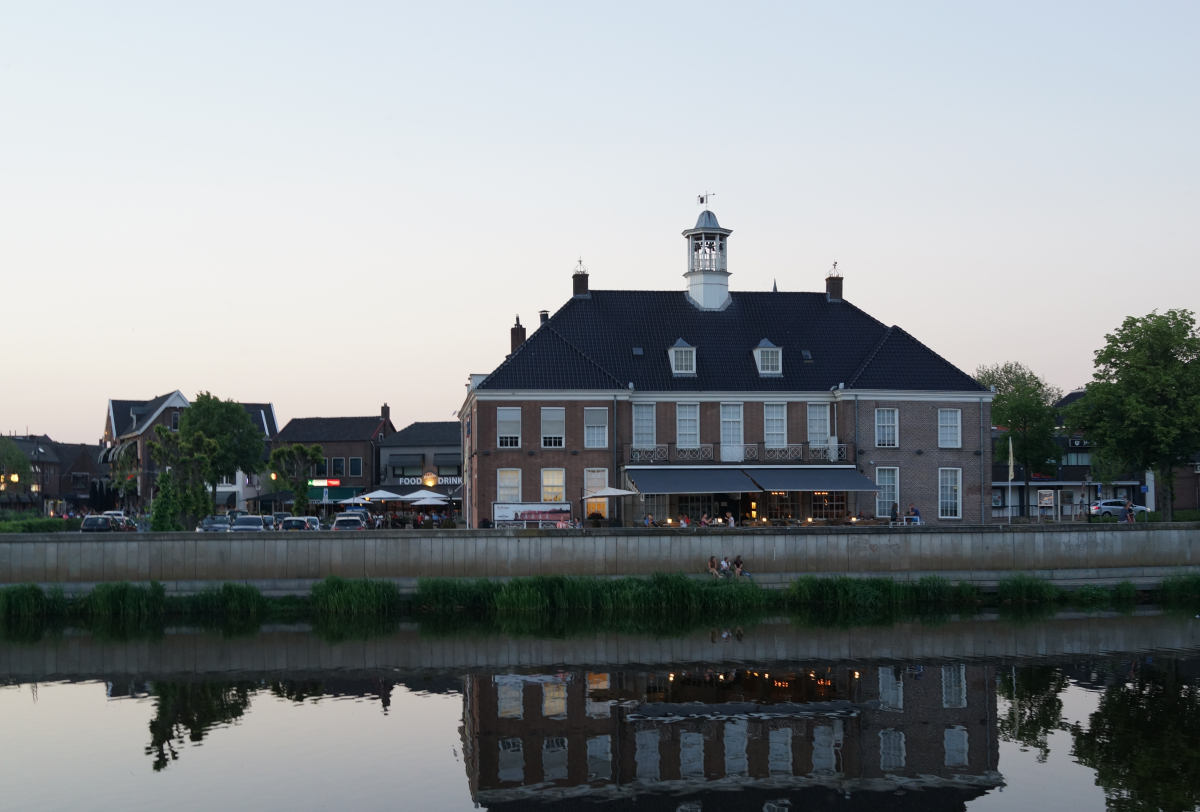 Een zwoele zomeravond in Ommen.