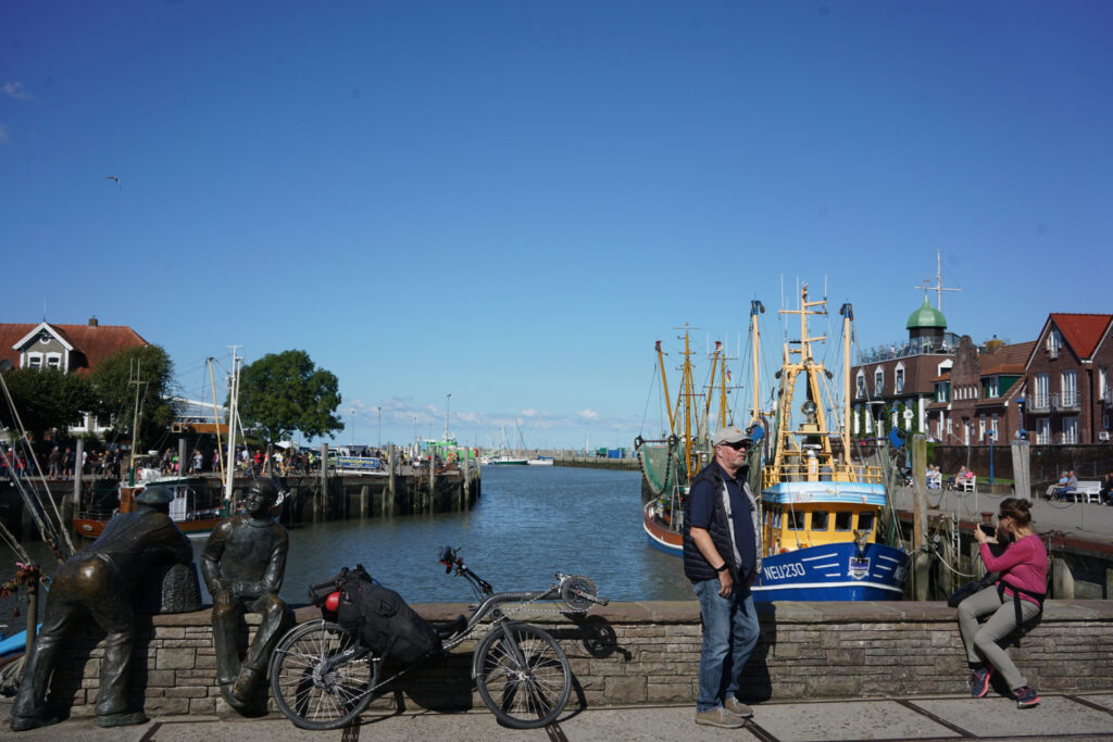 Niet Dornumersiel, maar Neuharlingersiel.